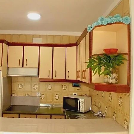 Laguna Paradise Apartment